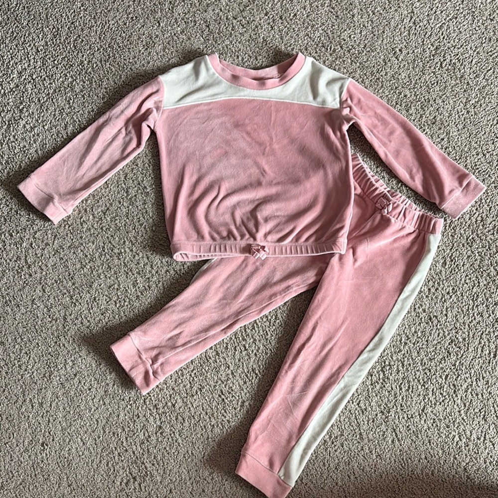 Toddler Girls Size 5T Pink Velour 2-Piece Outfit Set